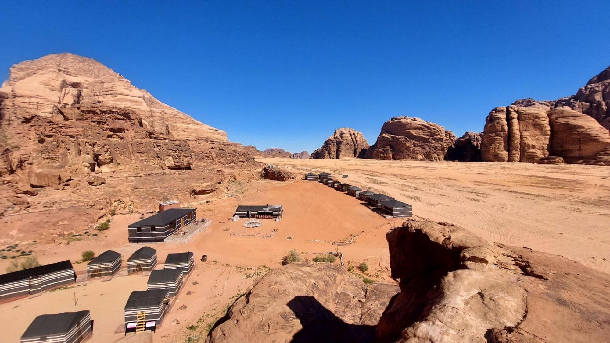 Beduin Star Trail Camp Bed & Breakfast Wadi Rum Ngoại thất bức ảnh