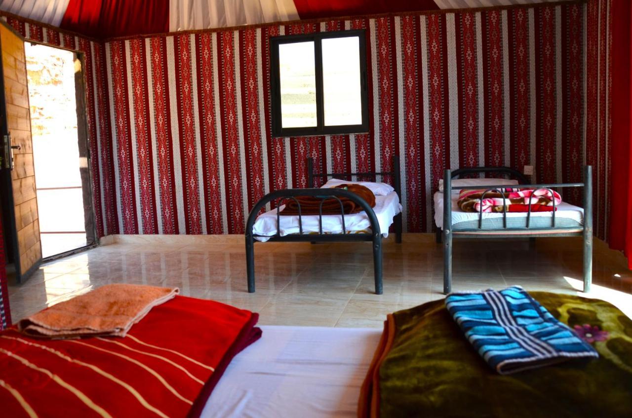Beduin Star Trail Camp Bed & Breakfast Wadi Rum Ngoại thất bức ảnh