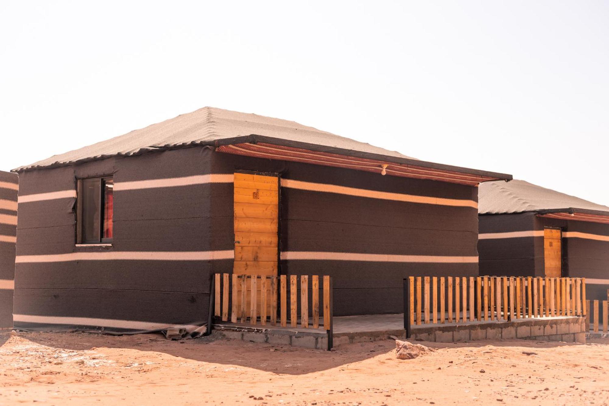 Beduin Star Trail Camp Bed & Breakfast Wadi Rum Ngoại thất bức ảnh