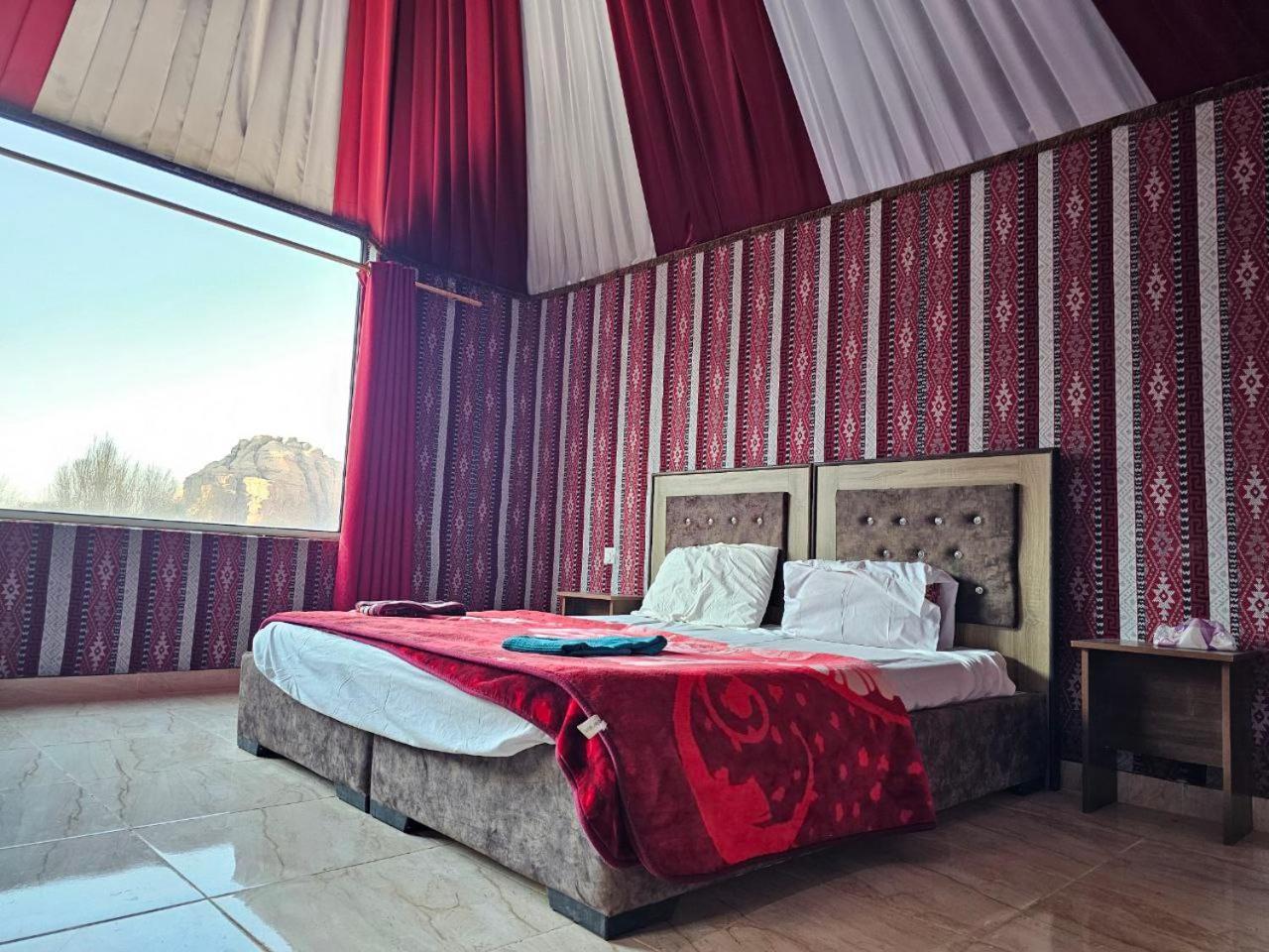 Beduin Star Trail Camp Bed & Breakfast Wadi Rum Ngoại thất bức ảnh