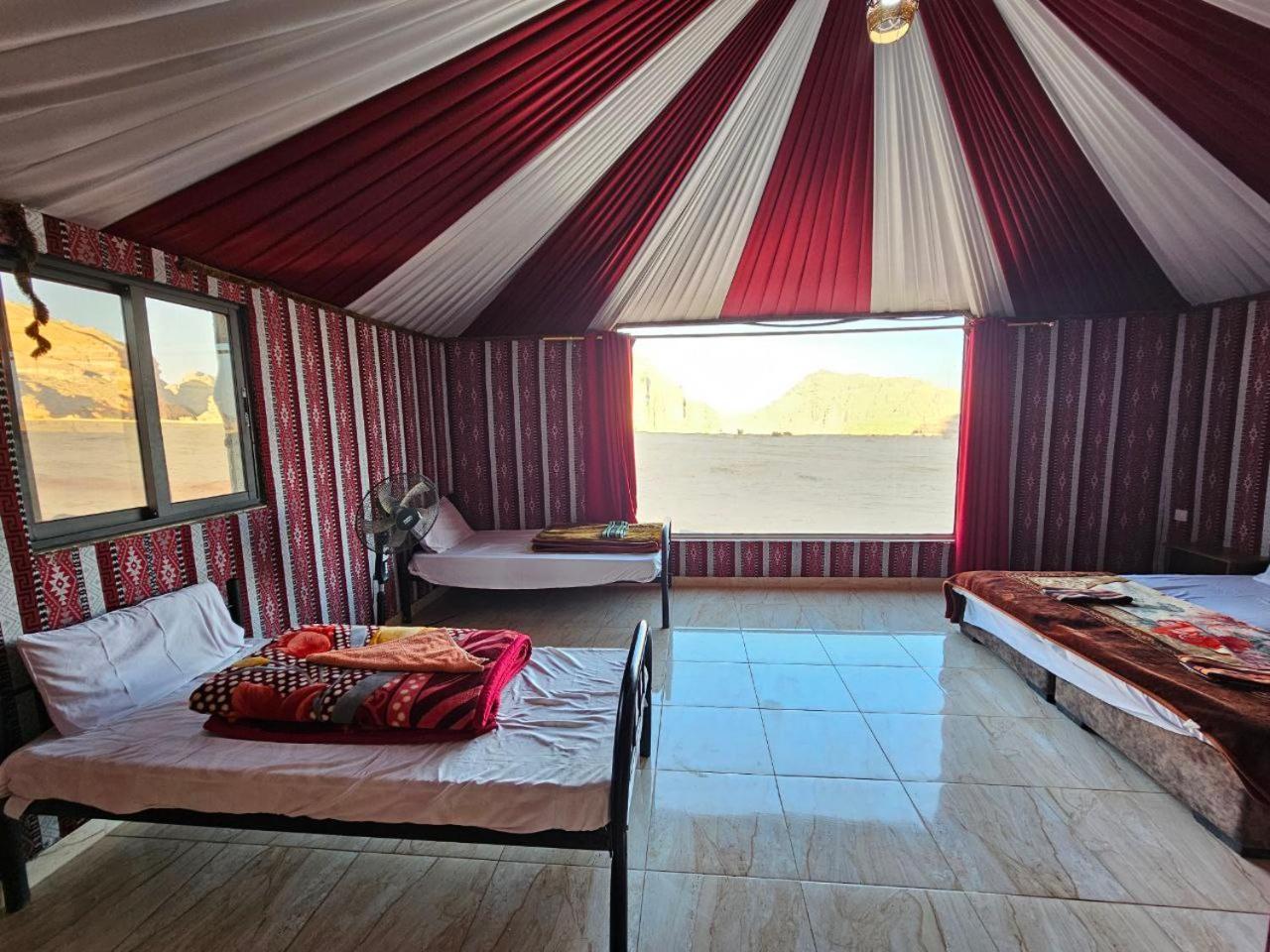 Beduin Star Trail Camp Bed & Breakfast Wadi Rum Ngoại thất bức ảnh