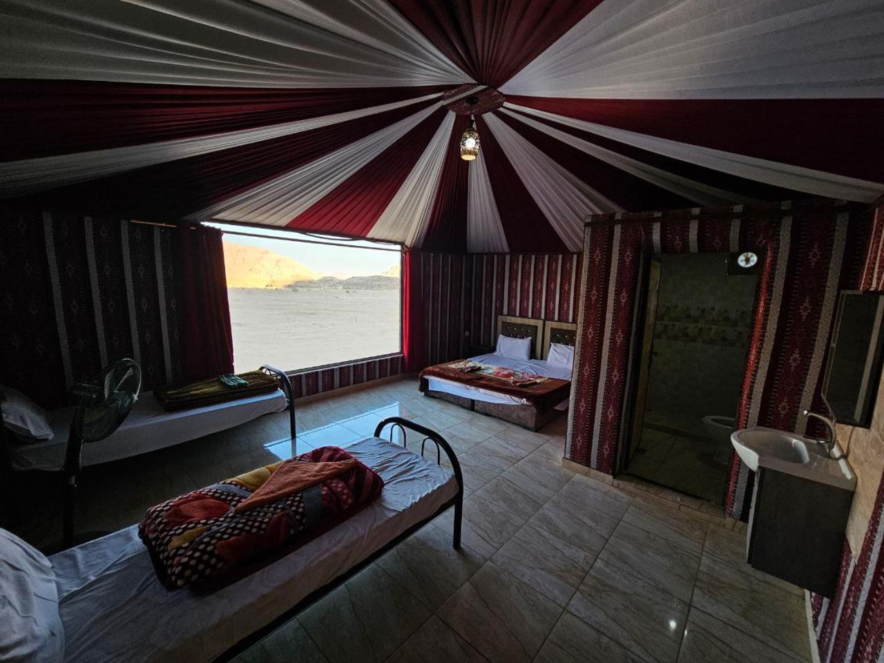Beduin Star Trail Camp Bed & Breakfast Wadi Rum Ngoại thất bức ảnh