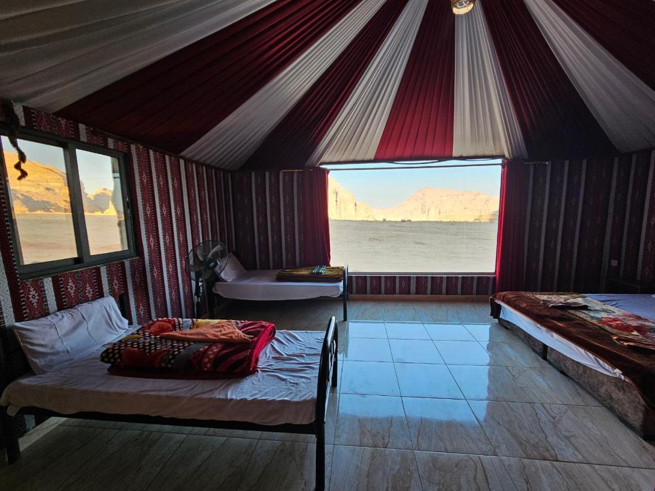 Beduin Star Trail Camp Bed & Breakfast Wadi Rum Ngoại thất bức ảnh