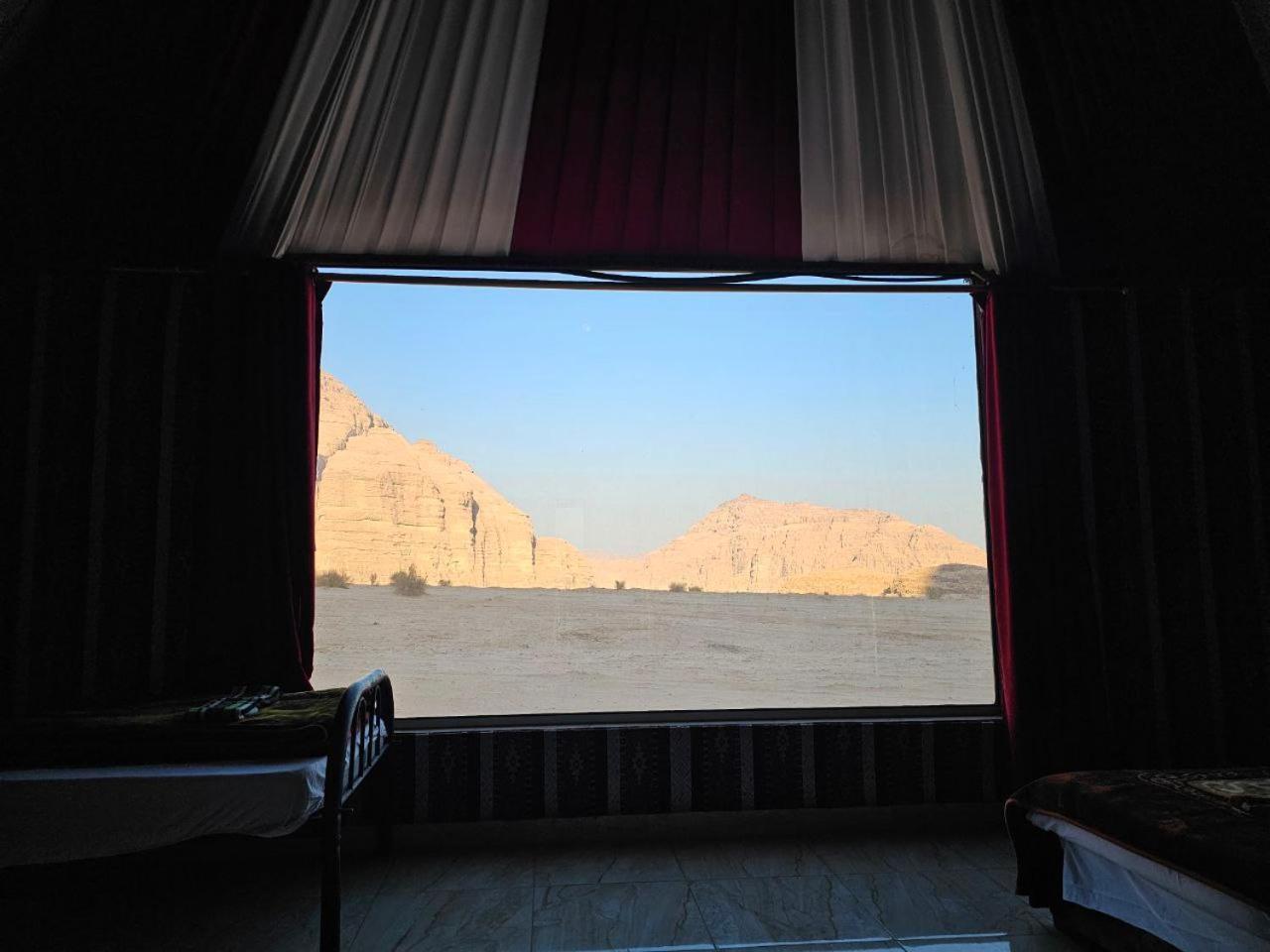 Beduin Star Trail Camp Bed & Breakfast Wadi Rum Ngoại thất bức ảnh